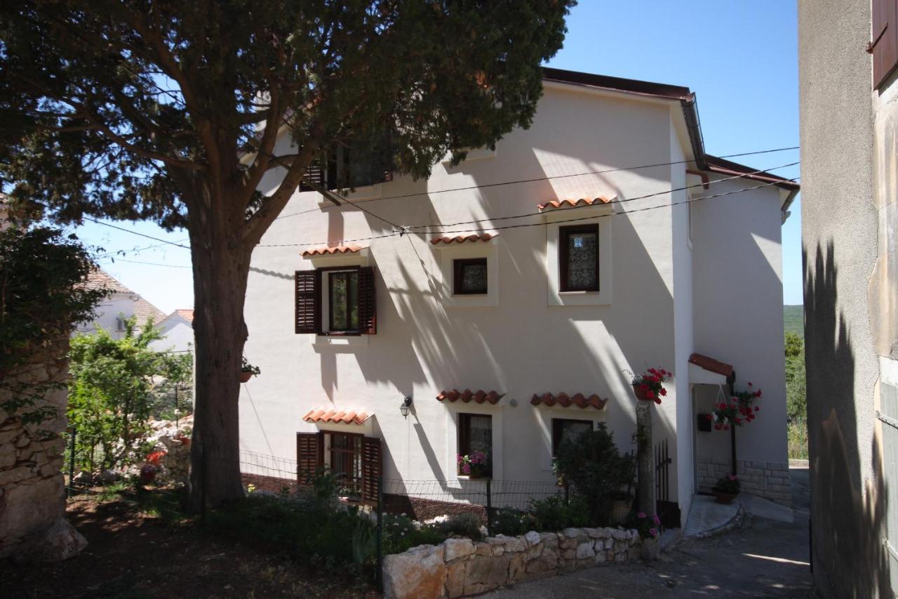 Apartments And Rooms With Parking Space Cunski, Losinj - 2498 Kültér fotó