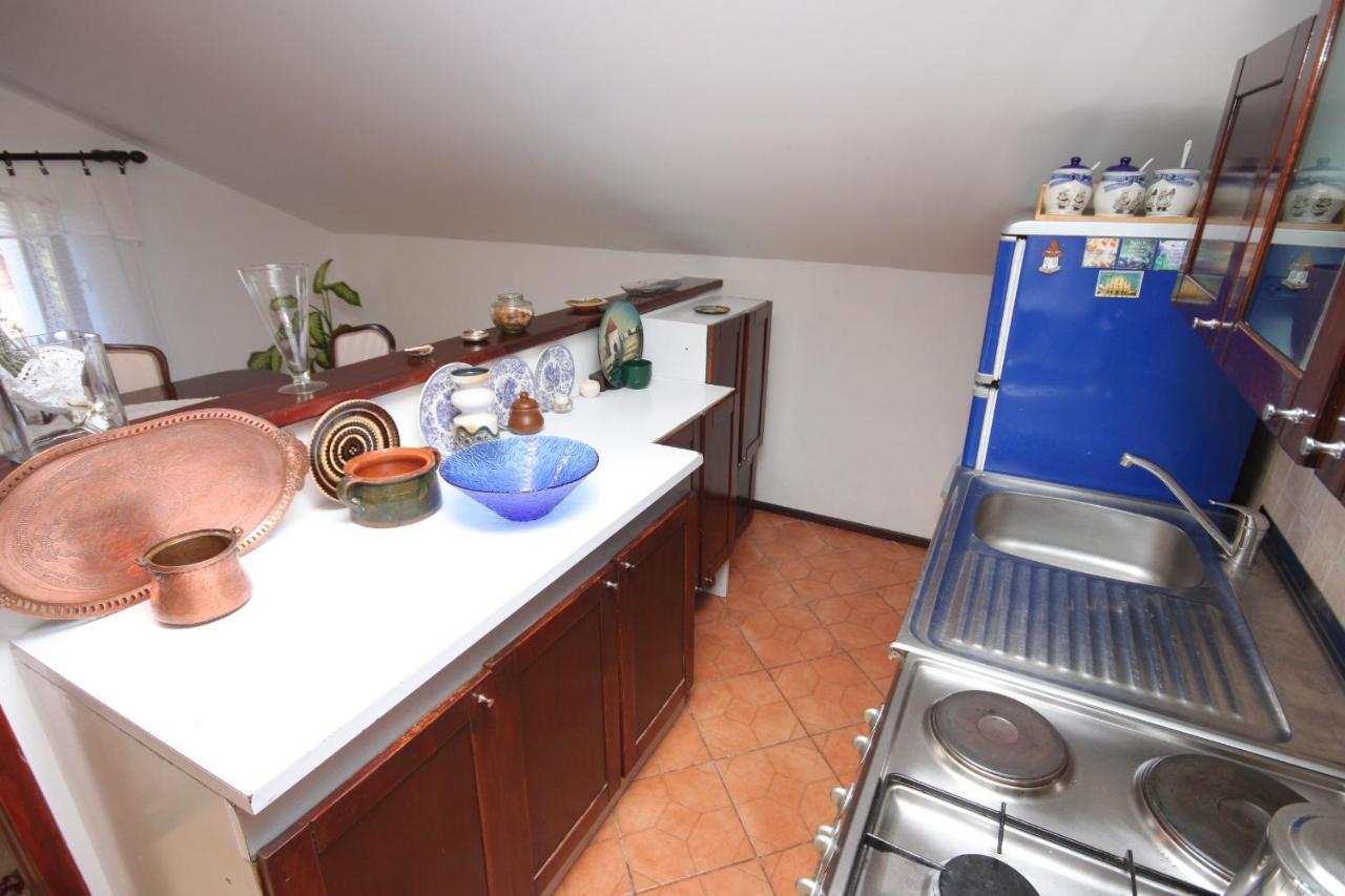 Apartments And Rooms With Parking Space Cunski, Losinj - 2498 Kültér fotó